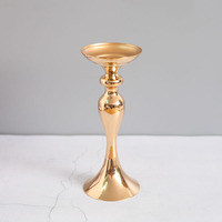 Accessoires de décoration de mariage en métal doré Vase à fleurs de grande taille Support de pièce maîtresse de mariage Bougeoir en or