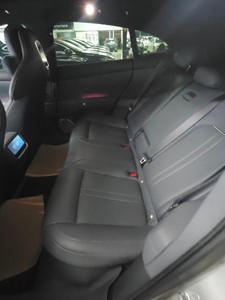 Xiaomi YU7 <span class=keywords><strong>Auto</strong></span> Elettrica <span class=keywords><strong>Usata</strong></span> 5 Posti Doppio Motore AWD Grigia 2025 FOB Pronta per l'Esportazione - Product Image 6