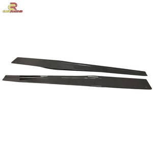 Jupes latérales en fibre de carbone sèche style Vorstein pour Ferrari 488 GTB Spider 2015-2018 – Pièces de carrosserie et kits auto en carbone - Product Image 2