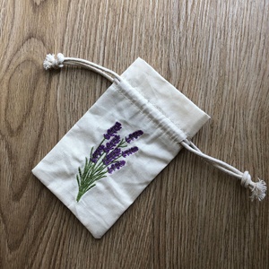 Sac d'emballage en coton mousseline avec cordon de serrage, logo brodé personnalisé, pochette d'emballage cadeau en coton - Product Image 2