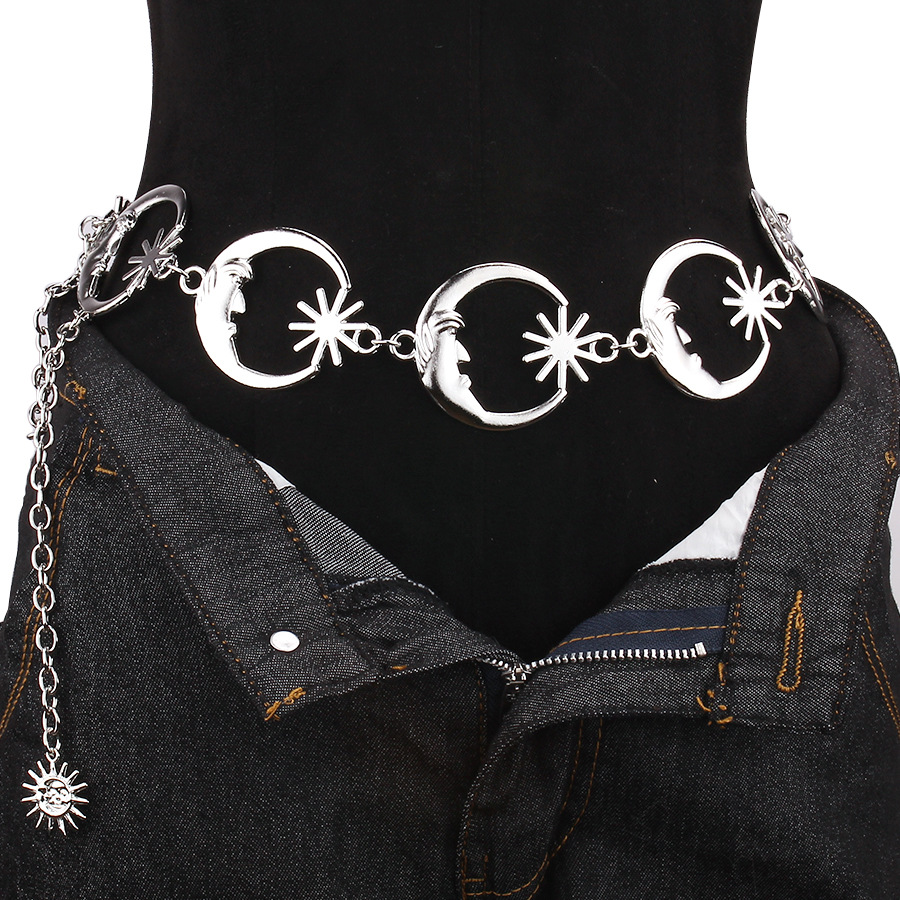 โซ่คาดเอวพระจันทร์ใหญ่