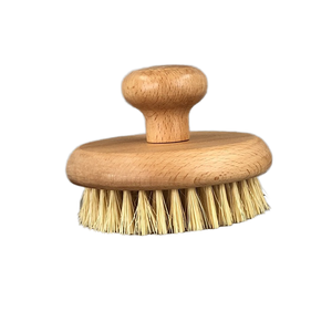 Brosse exfoliante ovale en bois de hêtre avec poils de sisal pour le corps, réduit les pores dilatés et la fatigue cutanée - Product Image 1