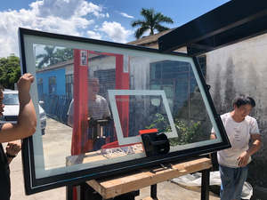 Tablero de Baloncesto Portátil Personalizado de la <span class=keywords><strong>NBA</strong></span> de 72\" X 42\" con Aro y Vidrio Templado para Exteriores, Equipo de Cancha Perfecto - Product Image 3