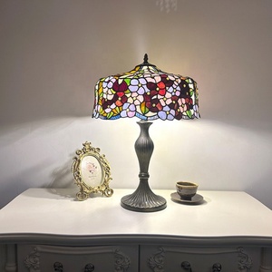Lámpara de Mesa LED AC LongHuiJing de 16 Pulgadas con Pantalla de Vidrio de Estilo Wisteria, Diseño de Rosa y Pájaro, Ecológica, Flexible y Ajustable, para el Hogar - Product Image 3