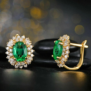 Orecchini a polsino stile reale da donna, accessori vintage per l'uso quotidiano - Product Image 1