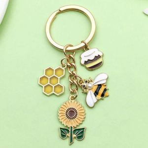 Wholesale Personalized Pearl Sun Flower Pendant Key Chain <b>Cute</b> Honey Bee Charm <b>Keyring</b> for Women - Product Image 3