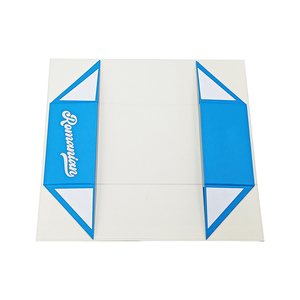 Caja de Regalo Rígida Plegable Personalizada con Cierre Magnético, Caja de Papel para Empaque de Ropa - Product Image 3