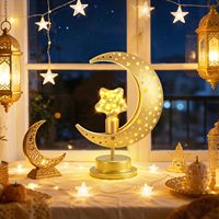 Lanterne LED Ramadan en forme de lune, lampe arabe musulmane dorée en fer, artisanat à piles, lampe de nuit étoilée, décoration intérieure pour chambre et fête, lampe de table