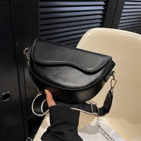 Sac demi-lune tendance 2026 pour femme, en cuir PU durable, sacs à bandoulière décontractés, sacs sous le bras pour dames