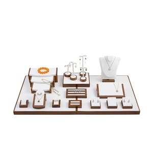 Accessoires <span class=keywords><strong>d</strong></span>'affichage de bijoux en bois haut de gamme anneau collier plateau magasin comptoir rack - Product Image 4