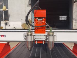 FORSUN Multi spindeln <span class=keywords><strong>2</strong></span> <span class=keywords><strong>3</strong></span> 4 köpfe cnc router für holz tür, der. Einfache atc cnc router 1325 preis - Product Image 4