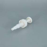 Pompe de distributeur de liquide en plastique blanc de 24/28/410/400/415 tailles jetables pour les bouteilles de vin de lotion de shampooing