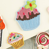 Étiquettes brodées sur ordinateur, chaussures, chapeaux, badges, accessoires vestimentaires, aliments de dessin animé, gâteaux, glaces, autocollants brodés en tissu