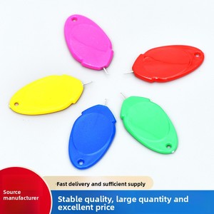 <span class=keywords><strong>Enhebrador</strong></span> <span class=keywords><strong>de</strong></span> <span class=keywords><strong>Agujas</strong></span> <span class=keywords><strong>de</strong></span> Plástico Pequeño y Colorido con Herramienta para Enhebrar - Accesorio <span class=keywords><strong>de</strong></span> Costura para Coser a Mano - Product Image 2