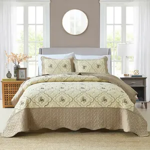 Wholesale King Super King Size Stock Embroidery Design Quilted Home Furnishings Flower Pattern 3pcs Bedspread Set