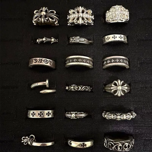 Anello da Uomo all'Ingrosso in Rame Placcato Argento Stile Retrò con Croce e Fiore, Anello Misto Hip-Hop/Punk/Gotico a Cuore Eterno per Coppie - Product Image 1