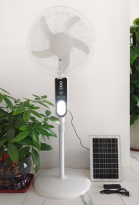 Ventilateur de refroidissement oscillant à hauteur réglable avec moteur sans balais, batterie solaire USB, télécommande et contrôle numérique en plastique - Product Image 5