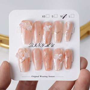 Faux ongles à presser faits main en acrylique de luxe, forme cercueil courte, rose, couvrance totale, avec strass étoiles, prix usine en gros - Product Image 1