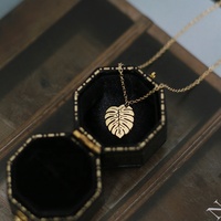 Collier avec feuille de palmier Tropical, 28 pièces, plante verte, petite feuille fraîche, chaîne à clavicule