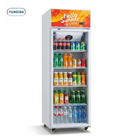 Congelador vertical comercial de bajo consumo con puerta de vidrio simple para bebidas, vitrina expositora mecánica multicubiertas para cola y cerveza