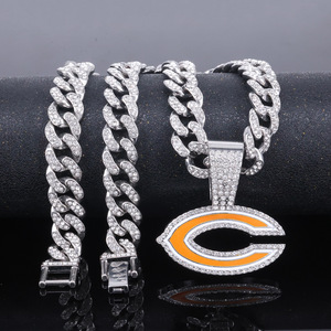 Collana con Ciondolo a <span class=keywords><strong>Lettera</strong></span> <span class=keywords><strong>C</strong></span> in Stile Europeo e Americano, Accessorio Unisex alla Moda, Nuova Collana con Ciondolo a <span class=keywords><strong>Lettera</strong></span> <span class=keywords><strong>C</strong></span> con Vernice a Olio, in Lega di Zinco con Diamanti Incastonati, Stile Hip-Hop - Product Image 1