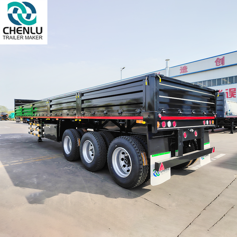 China 3 Axle 20ft 40ft Container