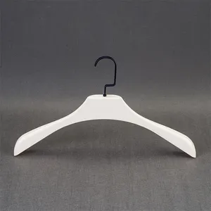 Manufacture Heavy Duty Modern Garment Clothes Hanger Plastic With Logo
