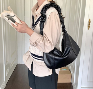 Nuevo diseño de bolso de mano para mujer de cuero PU de alta calidad con cuerpo inclinado y gran capacidad. - Product Image 2