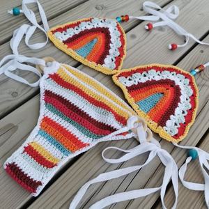 Ensemble bikini deux pièces personnalisé à col en V avec broderie 3D et crochet à la main, maillot de bain fitness et tenue de plage pour femme - Product Image 6