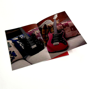 Thấp moq chất lượng tùy chỉnh màu sắc đẹp A3 A4 Kích thước yên khâu artpaper 16P Danh mục tập sách in Brochure - Product Image 2