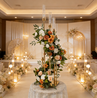 Nouvelle conception de chemin de table en fleurs artificielles en soie, réaliste, pour centre de table de mariage, décoration pour porte-bougie