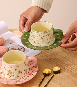 Tasse en céramique florale <span class=keywords><strong>aquarelle</strong></span> exquise créative tasses à café et soucoupe avec boîte-cadeau tasses à cuillère - Product Image 3
