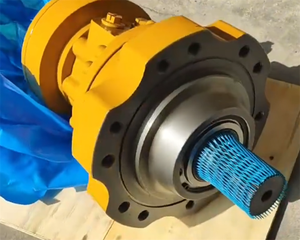Moteur hydraulique pour chargeuse sur pneus 358-5014 386-0956 3585014 11R1997 11R-1997 226B3 216B3 11R1997 - Product Image 4