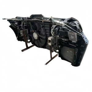 Utilise un pare-chocs avant de haute qualité, adapté aux <span class=keywords><strong>Mercedes</strong></span>-Benz Classe E W213 W238 <span class=keywords><strong>E63</strong></span> <span class=keywords><strong>AMG</strong></span>, équipé d'un système de ventilation. - Product Image 6