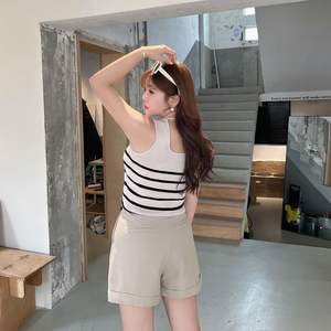 Shorts Runqi N8670 de Cintura Alta con Dobladillo Enrollado, Estilo Casual para Mujer, Algodón Oxford, Tallas Grandes, Color Caqui, Blanco y Negro, con Bolsillos - Product Image 1