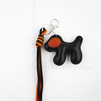 Porte-clés tendance en cuir PU motif chien de dessin animé avec impression UV personnalisable pour sacs et accessoires de téléphone pour femmes