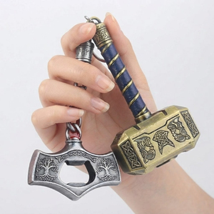 Llavero de Aleación de Zinc con Logotipo Personalizado del Martillo de <span class=keywords><strong>Thor</strong></span>, Inspirado en los Héroes de <span class=keywords><strong>Hulk</strong></span> <span class=keywords><strong>y</strong></span> los Vengadores, Regalo Duradero - Product Image 4