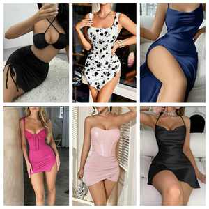 Robe d'été, vêtements usagés, lot de vêtements pour femmes, vêtements d'occasion, fournisseurs en gros de vêtements de seconde main, livraison aléatoire de styles variés - Product Image 1
