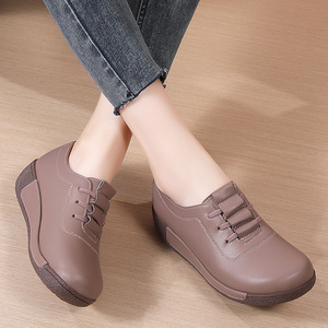 Zapatos Deportivos de Cuero Genuino Estilo Coreano para Mujer Tallas Grandes Otoño Casual Diseño con Cordones para Mamá Tendencia de Moda Transfronteriza - Product Image 3