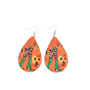 Boucles d'oreilles en acrylique imprimées Halloween pour femmes, motif sorcière effrayante, citrouille, crâne, double face, style dessin animé, bijoux de fête - Product Image 5