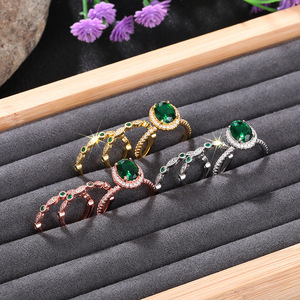 Set di Tre Anelli Geometrici Ovali per Donne, Gioielli Eleganti e di Lusso alla Moda - Product Image 6