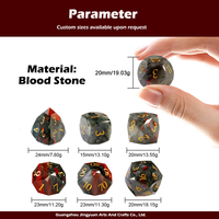 7pcs Set Multi-facettes Polyédrique Logo Personnalisé Donjons et Dragons D4 D6 D8 D12 D20 Gemstone Gem Blood Stone Cube Jeu de Dés