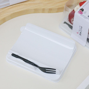 Boîte d'emballage pour rouleaux <span class=keywords><strong>de</strong></span> gâteaux japonais rouges <span class=keywords><strong>Internet</strong></span> Imagine Dragon Swiss Tiger Skin Roll Queen transparent petite boîte à gâteaux découpée en pâtisserie - Product Image 4
