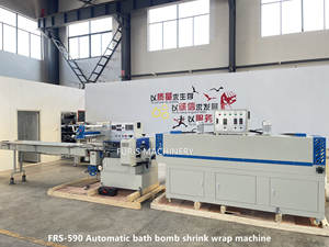 Machine d'emballage à flux entièrement automatique à grande vitesse pour bombes de bain et sels de bain, 180 pièces par minute, populaire sur le marché américain - Product Image 6