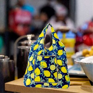 Sacs fourre-tout pliables réutilisables en gros, grande capacité, en polyester, avec bandoulière, pour publicité, personnalisables - Product Image 3