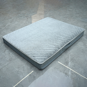 Luxe Draagbaar Bijtbestendig Huisdierbed Ademend Comfortabel Afneembaar Pluche Hondenbed En Matten - Product Image 4