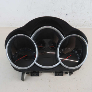 Panel de Instrumentos Usado para Chevrolet Cruze 2008-2016, 95990334 (68826) - Product Image 1