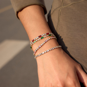 Pulsera de tenis chapada en oro de 18 quilates con circonitas en engaste de canal rectangular, joyería de moda para mujer, regalo - Product Image 4