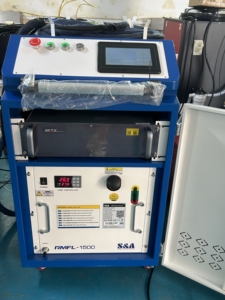 เครื่องเชื่อมไฟเบอร์เลเซอร์แบบมือถือ 1kw 1.5kw 2kw 3kw 4 in 1 พร้อมอุปกรณ์ป้อนลวดเดี่ยวและคู่ Max Raycus Gw Reci <span class=keywords><strong>Ipg</strong></span> - Product Image 4
