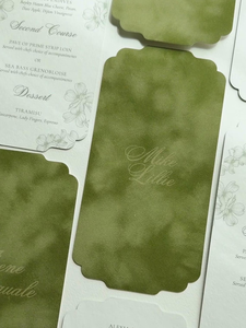 <span class=keywords><strong>Menú</strong></span> de Boda de Lujo en Terciopelo con Nombres de Invitados, <span class=keywords><strong>Menú</strong></span> Personalizado con Diseño de Acuarela, Tarjeta de Lugar con Borde Festoneado, Decoración Personalizada para Recepción de Boda - Product Image 1